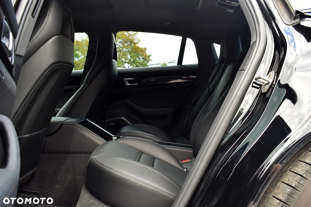 Porsche Panamera 4S GPF Executive - 6