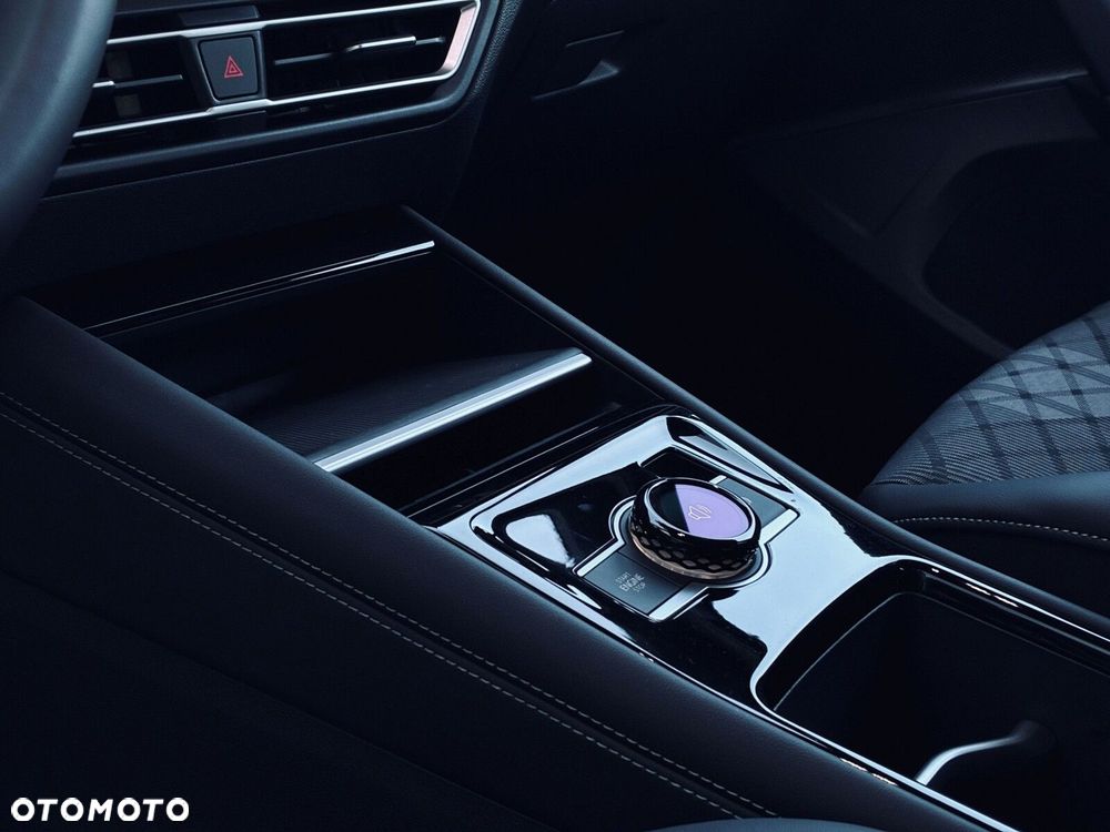 Volkswagen Tiguan - 21