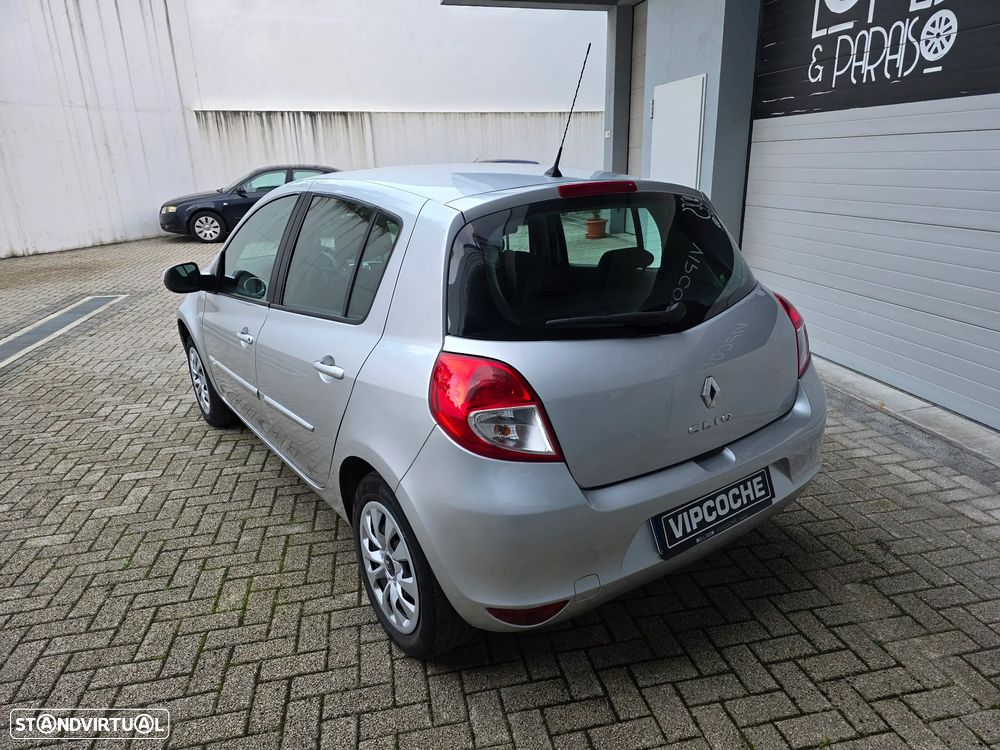 Renault Clio 1.2 16V Dynamique - 25