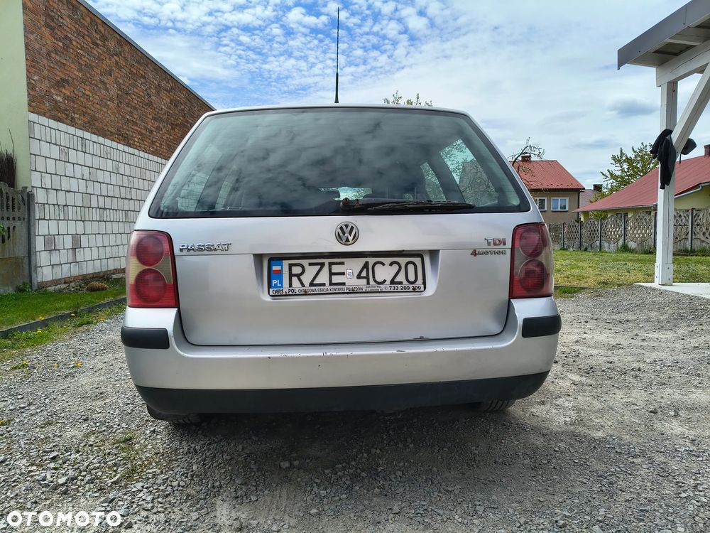 Volkswagen Passat 1.9 TDI 4Mot Comfortline - 2