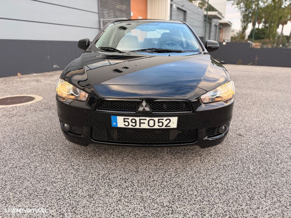 Mitsubishi Lancer 2.0 DI-D Intense - 2