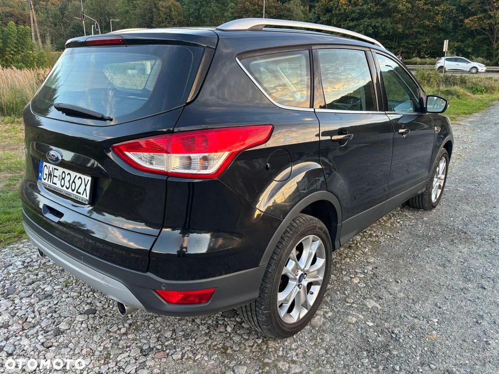 Ford Kuga 2.0 TDCi 4x4 Titanium - 2