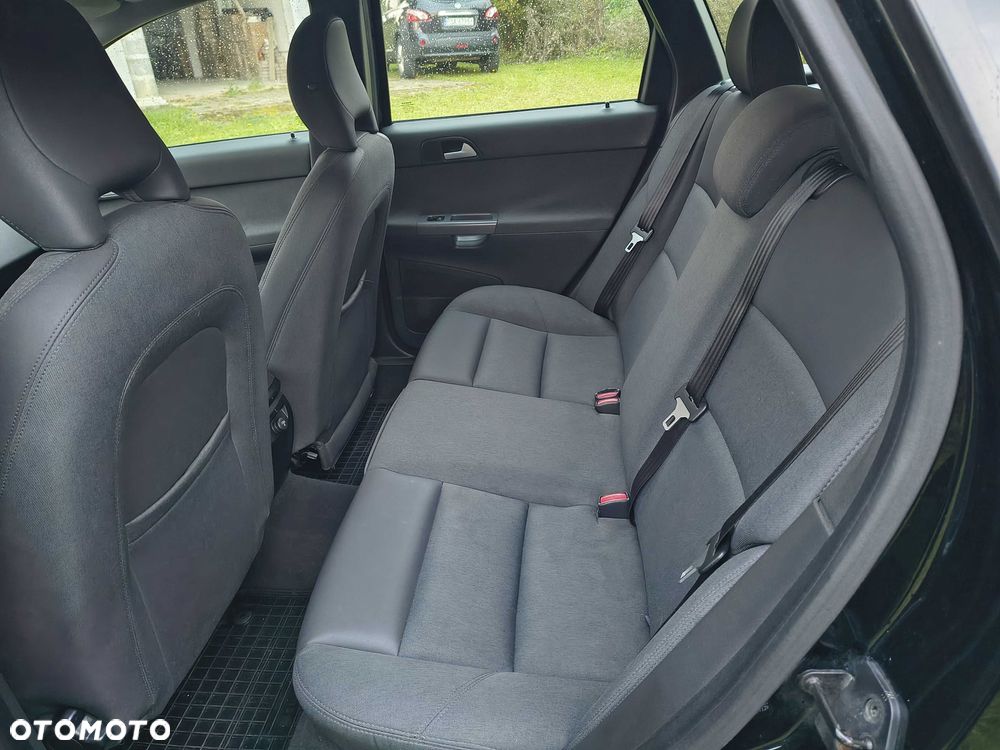 Volvo V50 - 8
