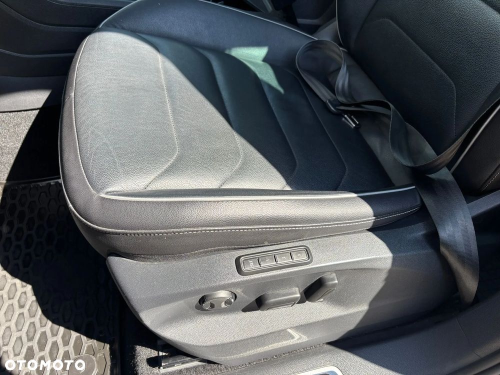 Volkswagen Tiguan 2.0 TDI SCR 4Mot R-Line DSG - 21