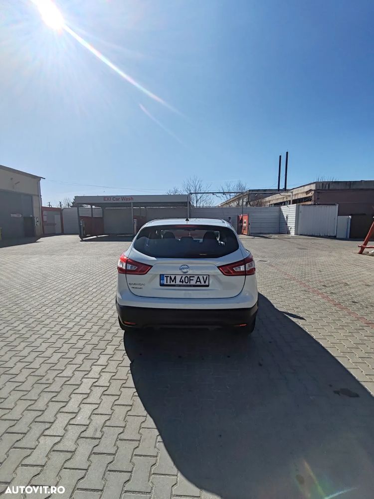 Nissan Qashqai 1.6 DCI Start/Stop X-TRONIC N-Connecta - 6
