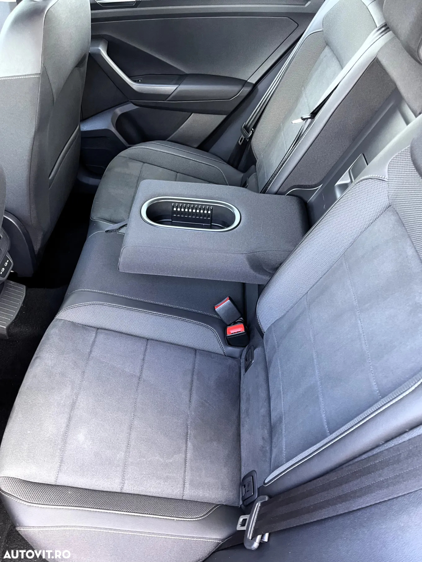 Volkswagen T-ROC 1.5 TSI DSG Style - 20