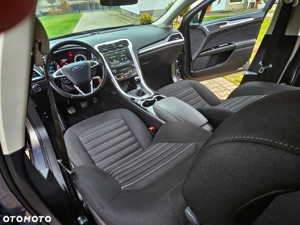 Ford Mondeo 2.0 TDCi Titanium - 35