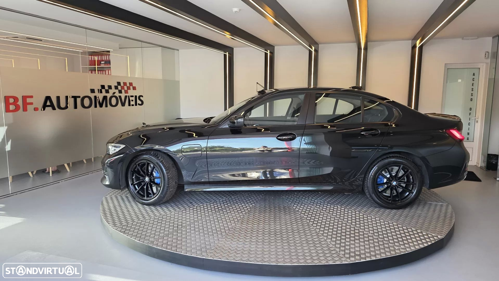 BMW 330 e Corporate Edition Auto - 15