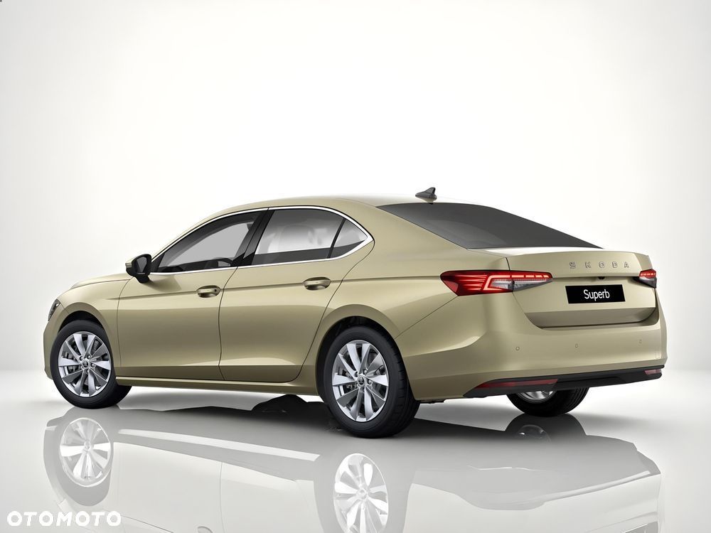 Skoda Superb 2.0 TSI Drive DSG - 2