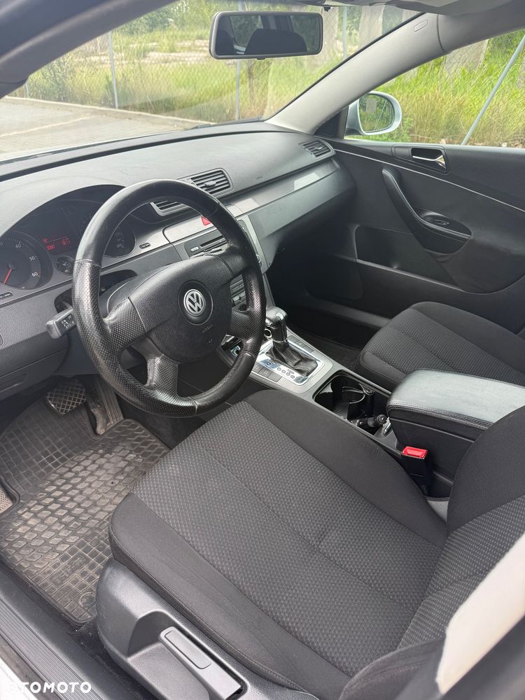 Volkswagen Passat - 7