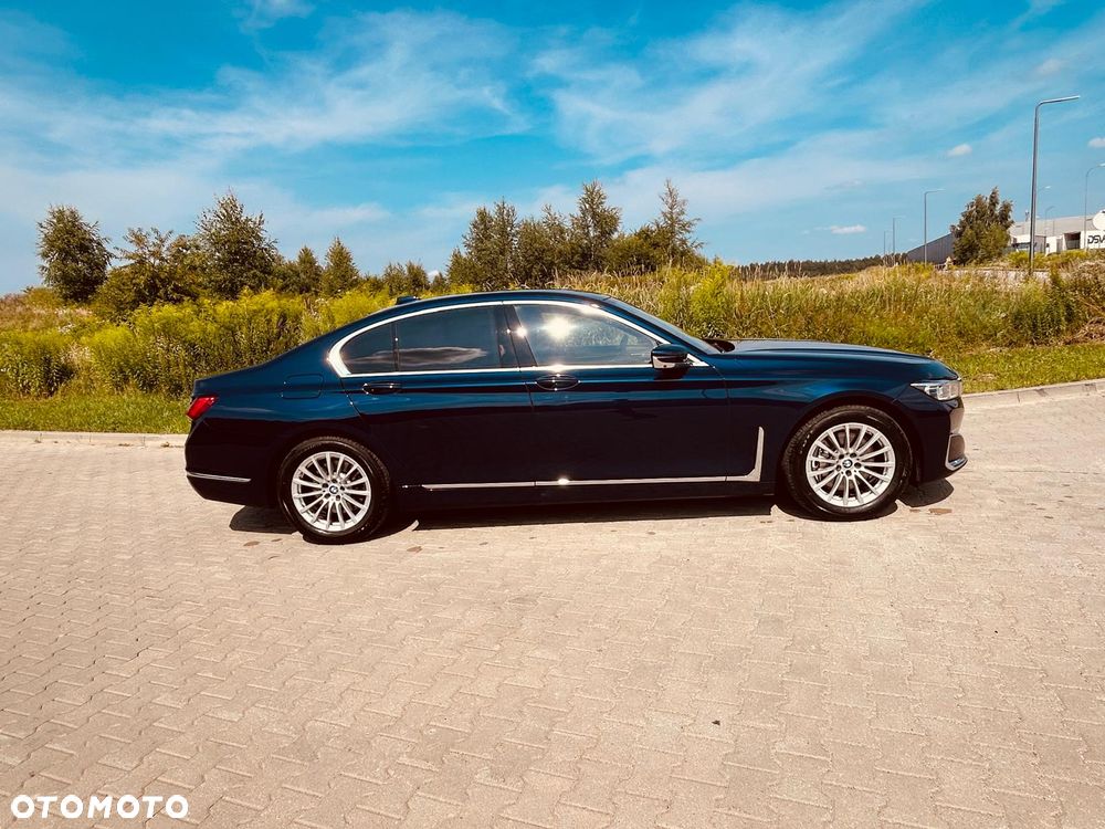 BMW Seria 7 730d xDrive mHEV - 7