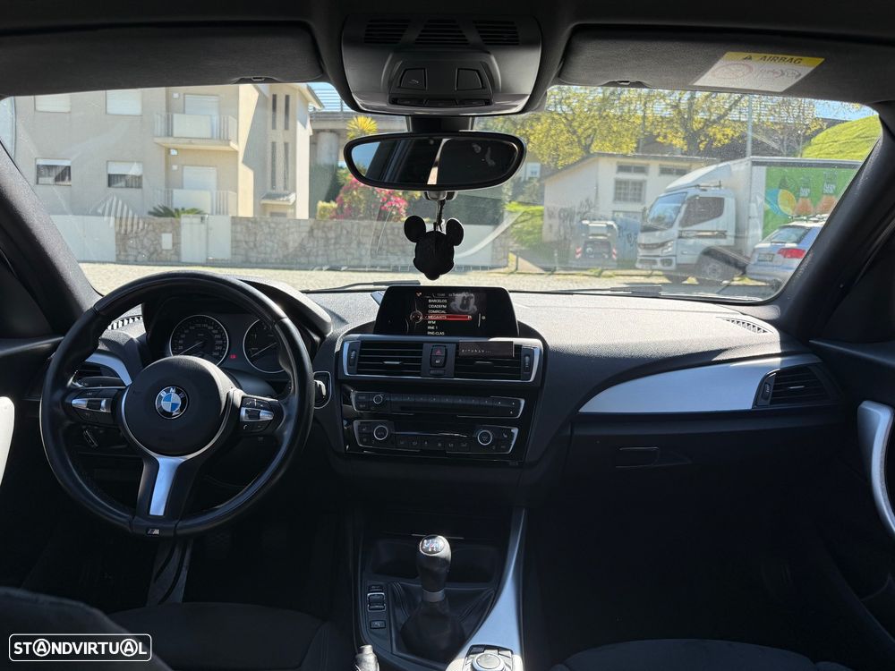 BMW 116 d Pack M - 11