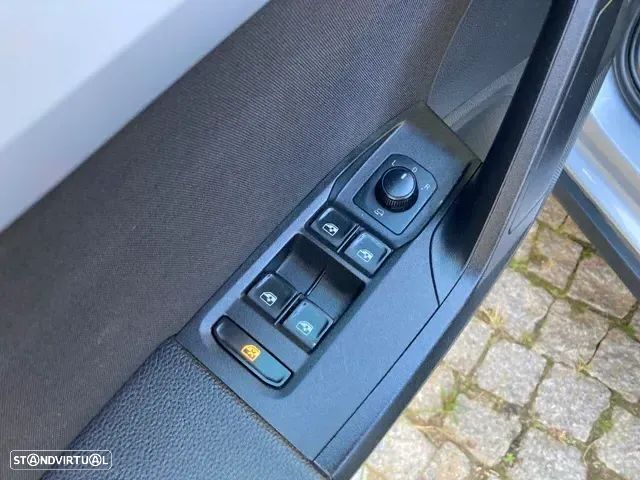 SEAT Arona 1.0 TSI FR - 31