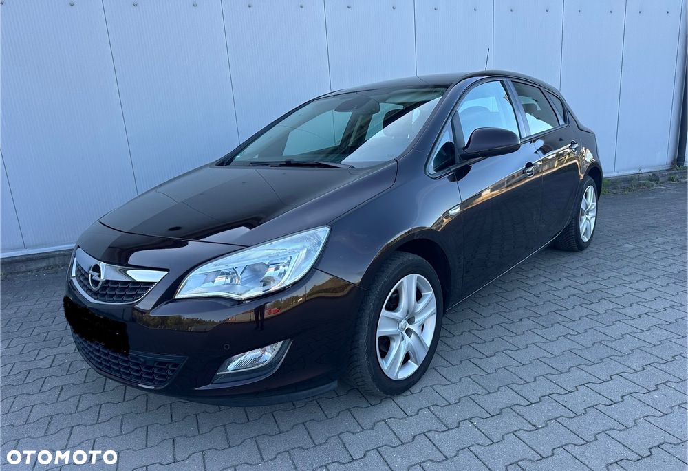 Opel Astra - 1