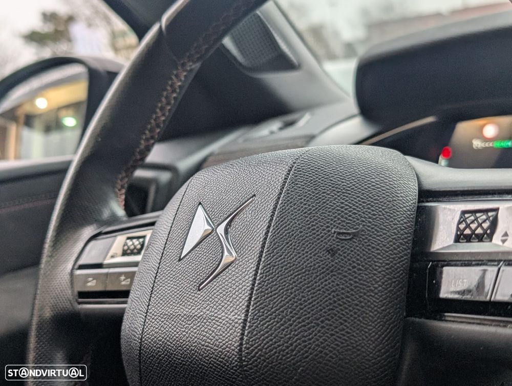 DS DS3 Crossback E-TENSE PERFORMANCE LINE + - 10