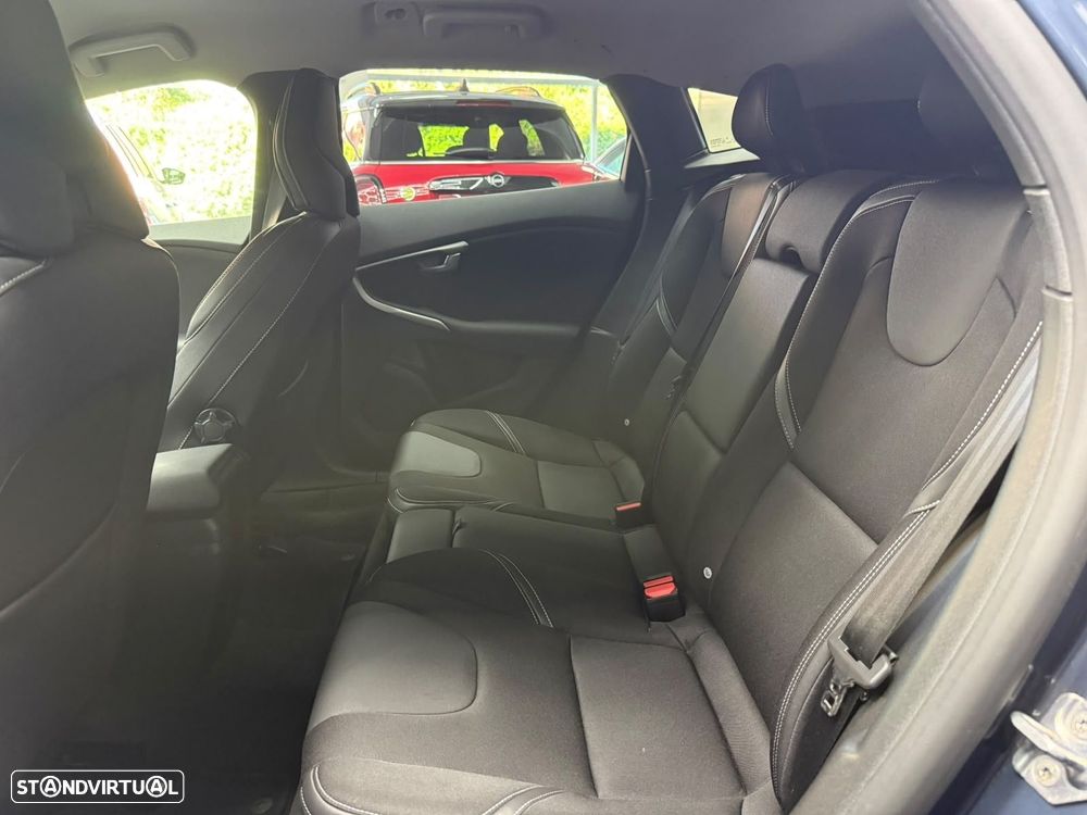 Volvo V40 1.5 T3 Sport Edition R Geartronic - 33