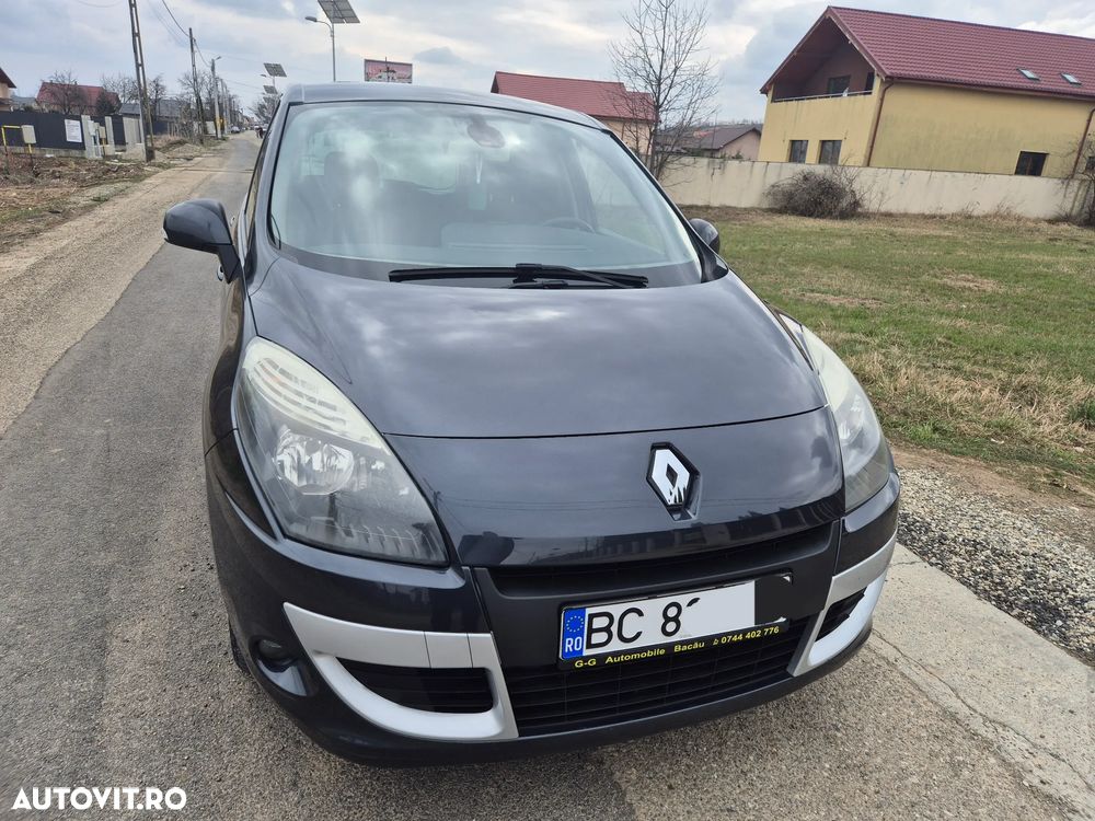 Renault Scenic - 1