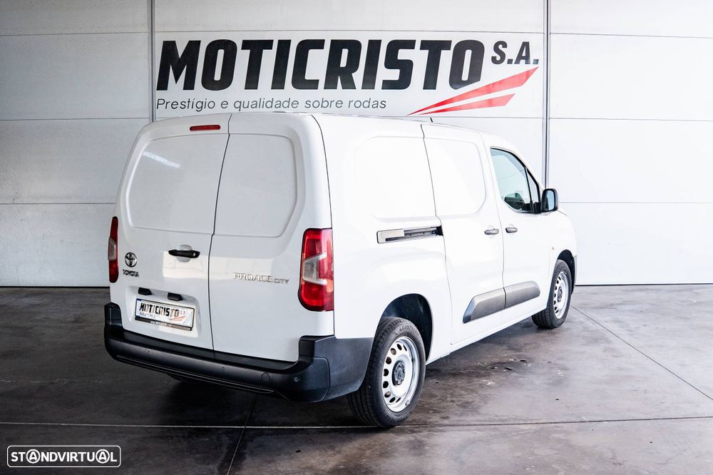 Toyota Proace City 1.5 L2 Exclusive - 8