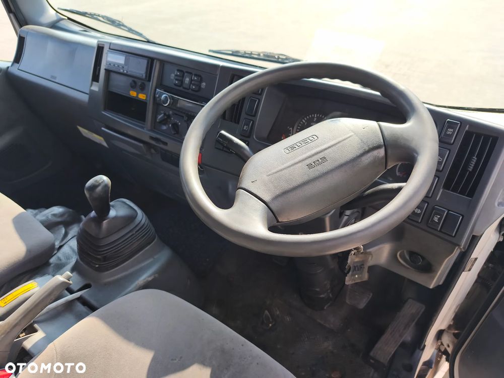Isuzu FORWARD N75.190 - 12