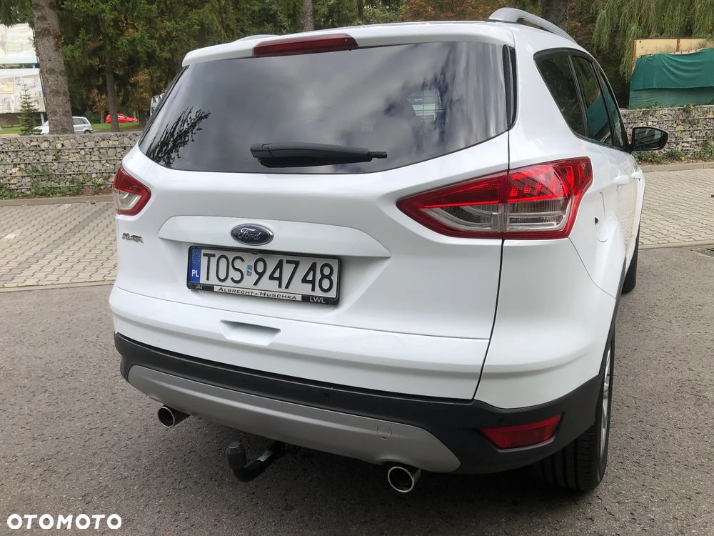 Ford Kuga 2.0 TDCi 2x4 Titanium - 18