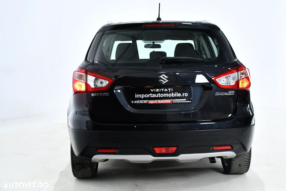 Suzuki S-Cross - 12