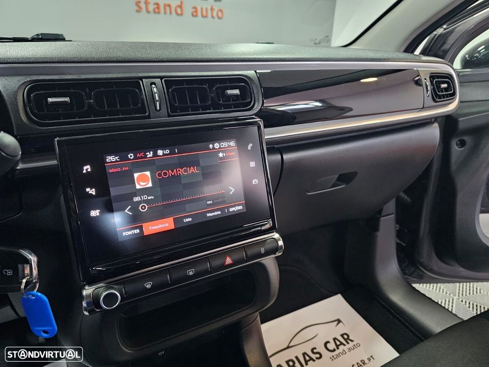 Citroën C3 1.2 PureTech Shine - 21