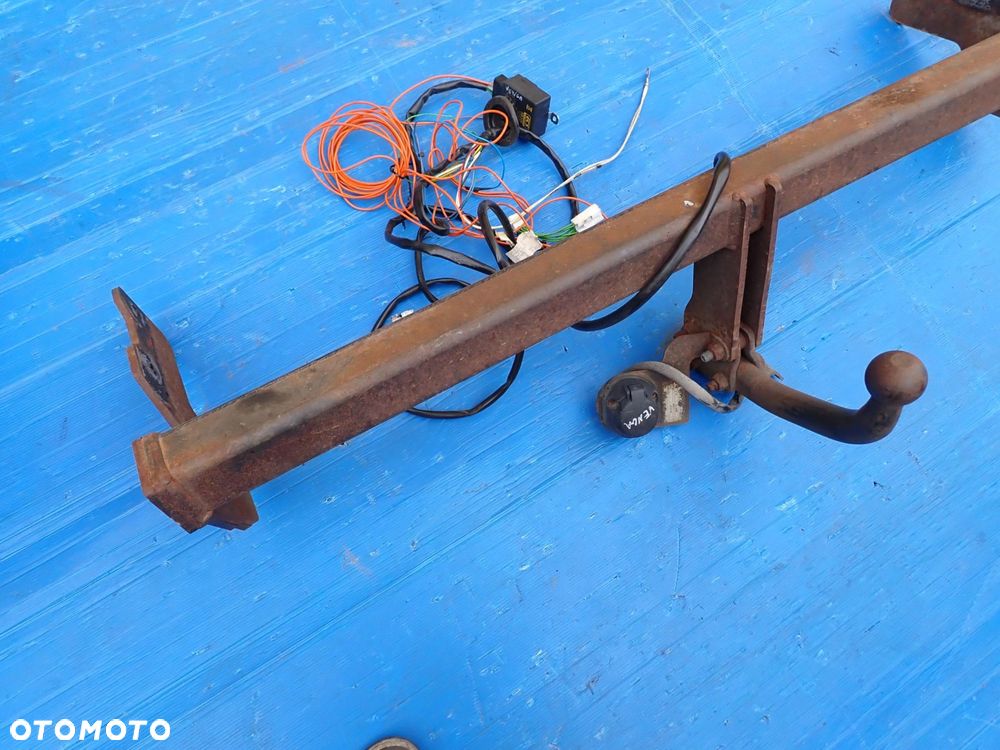 KIA VENGA 09- HAK HOLOWNICZY - 2