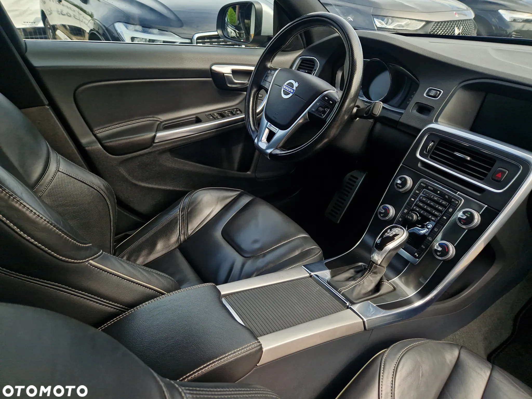 Volvo S60 T5 Drive-E R-Design Summum - 27