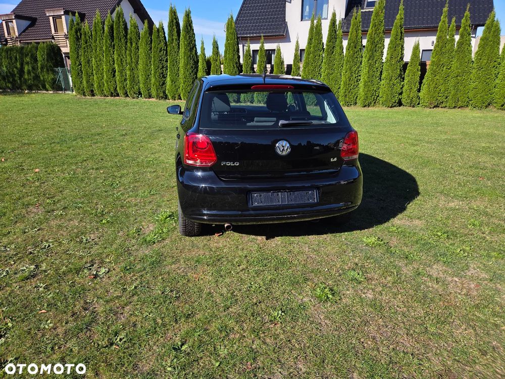 Volkswagen Polo - 2