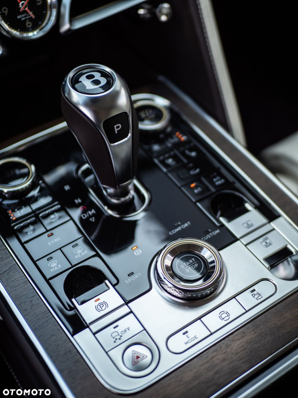 Bentley Flying Spur - 15