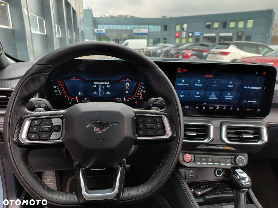 Ford Mustang - 9