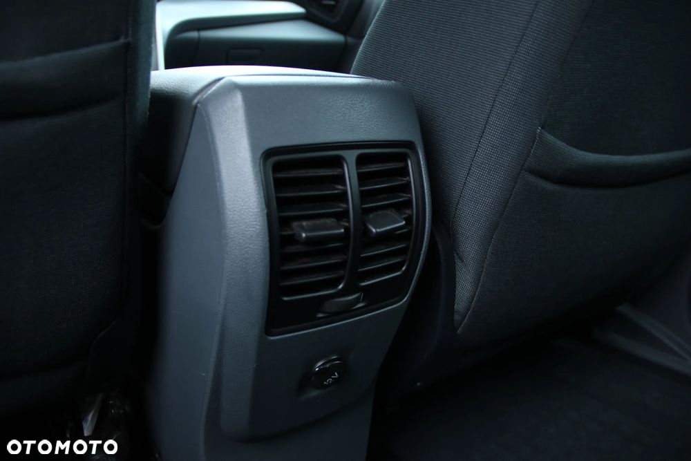 Ford C-MAX 1.6 TDCi Edition - 40