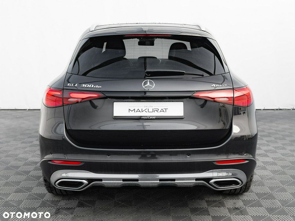 Mercedes-Benz GLC - 10