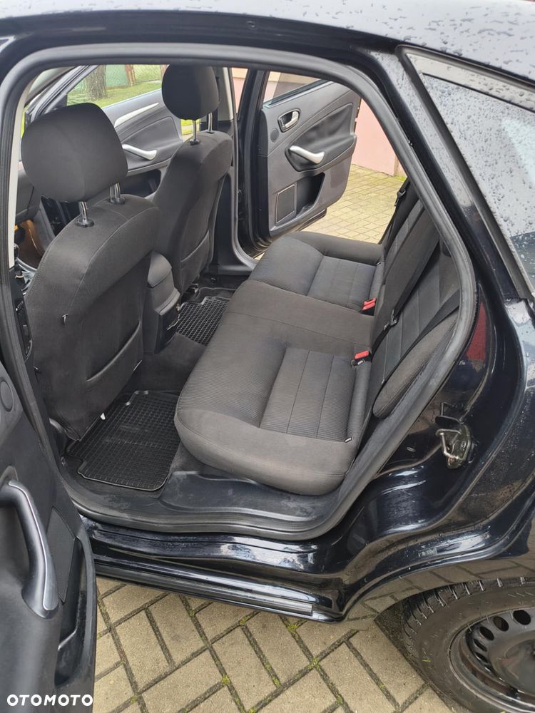 Ford Mondeo 2.0 Titanium - 20