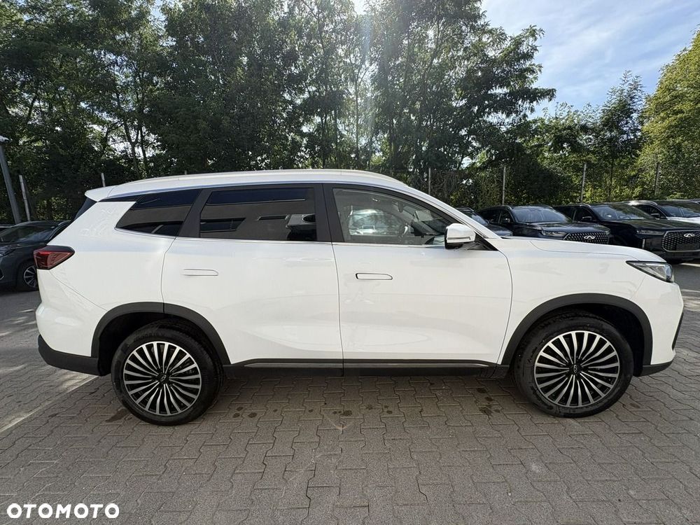 Chery Tiggo 8 - 5