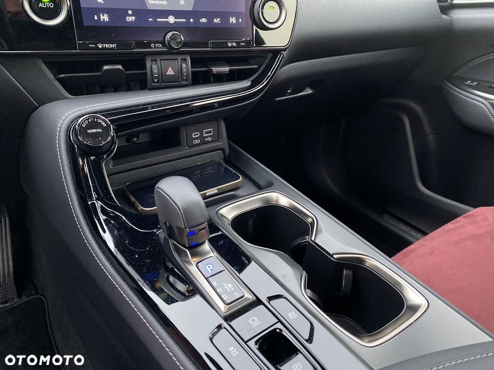 Lexus NX 350h Elegance 2WD - 23