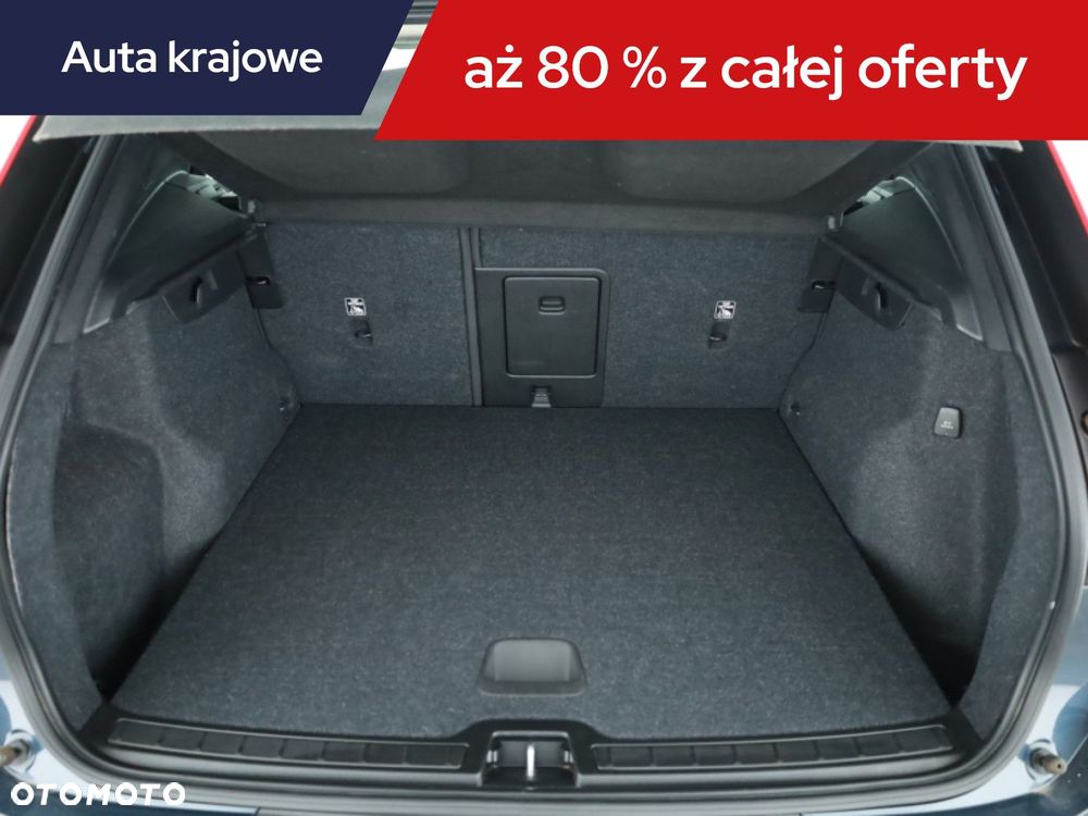Volvo XC 40 - 20