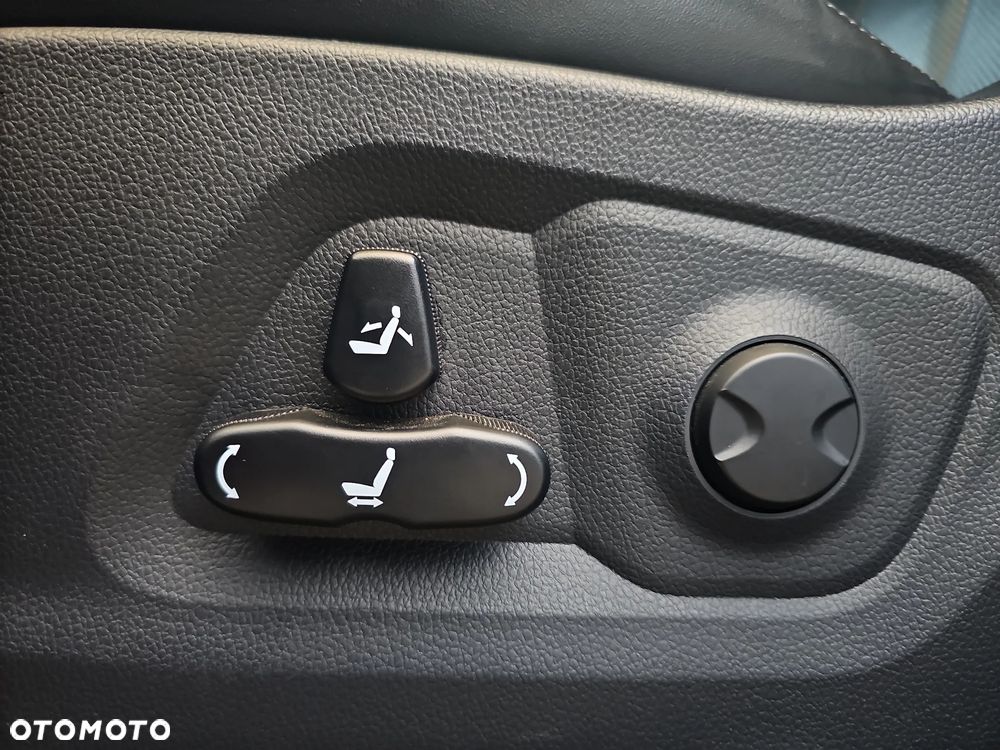 SsangYong/KGM Musso Grand 2.2 e-XDi Quartz 4WD - 23