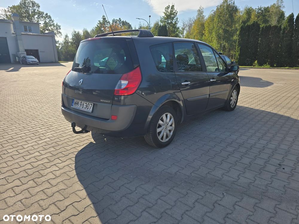 Renault Scenic - 4