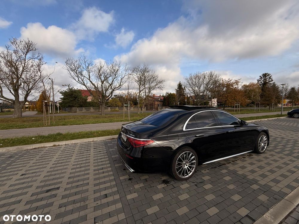 Mercedes-Benz S-Class 2024 photo 3