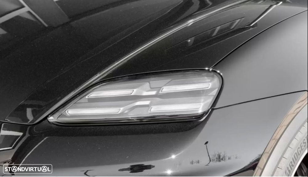 Porsche Macan Electric 4 - 7