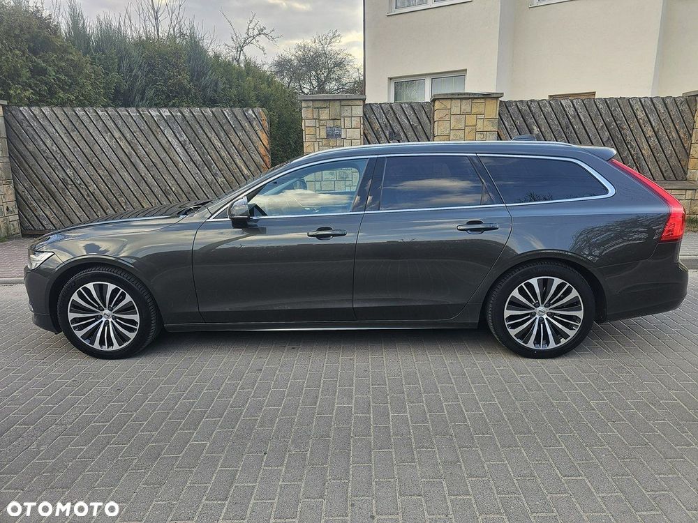 Volvo V90 D4 Momentum Pro - 8