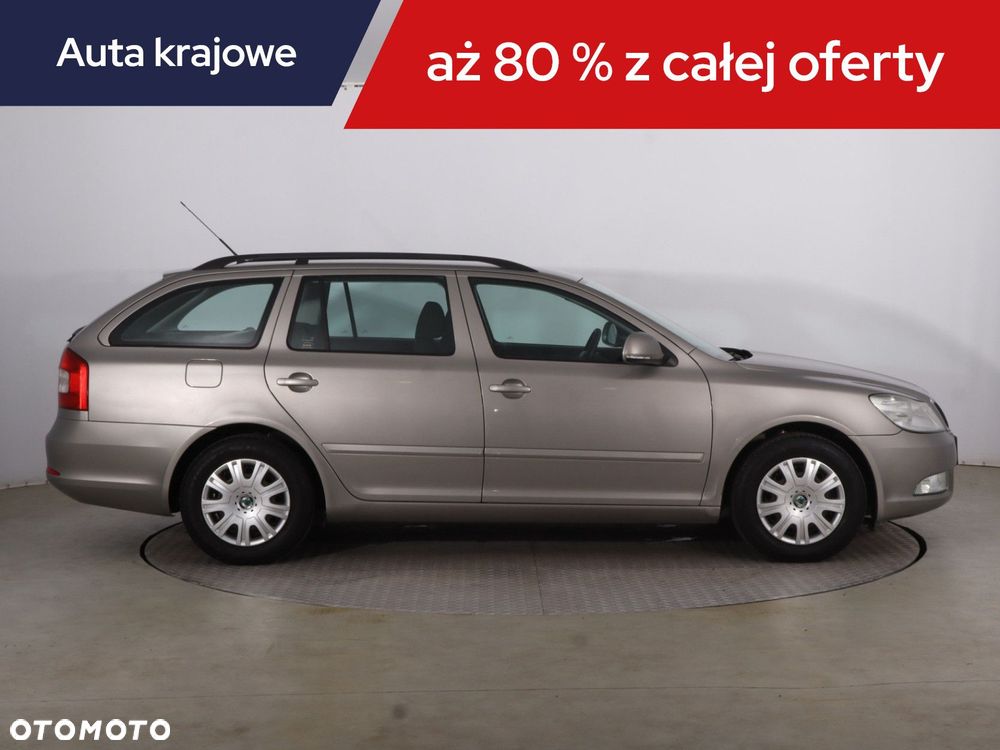 Skoda Octavia - 8