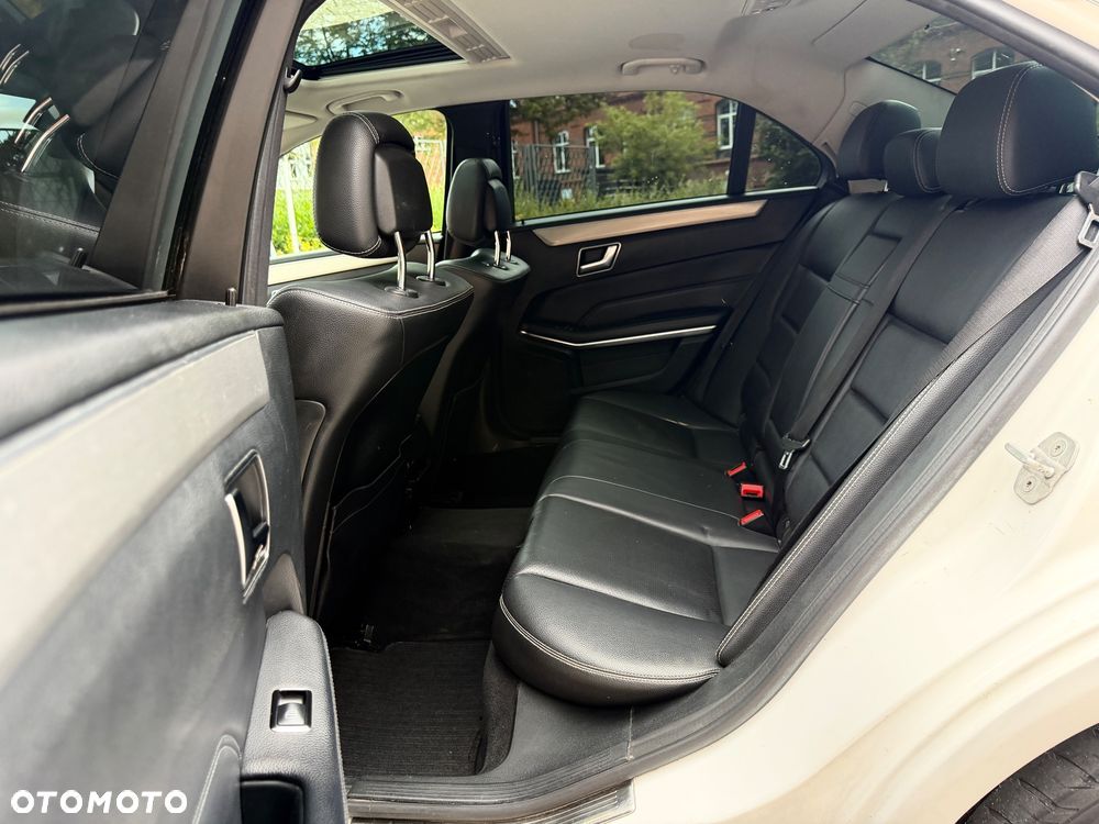 Mercedes-Benz Klasa E 220 BlueTEC 9G-TRONIC Avantgarde - 29