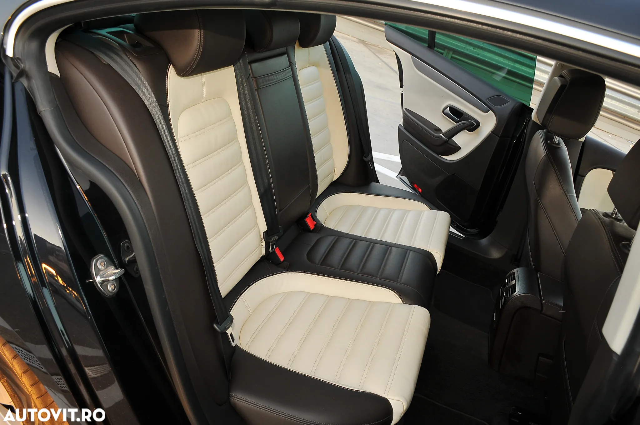 Volkswagen Passat CC 2.0 TDI DSG BMT - 4
