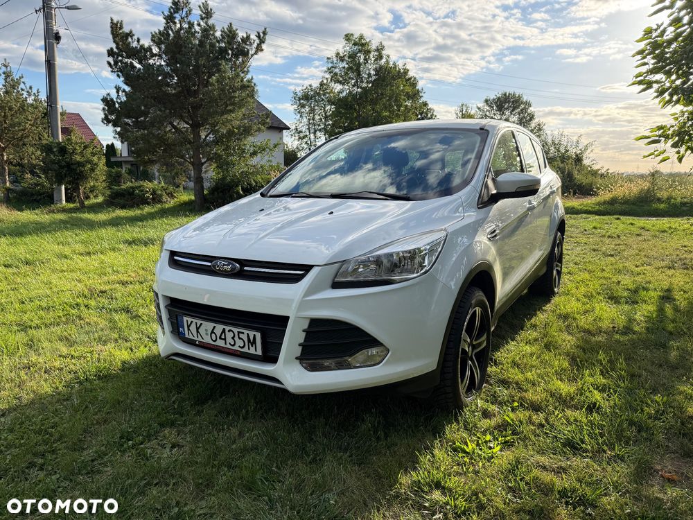 Ford Kuga 1.5 EcoBoost 2x4 Titanium - 3