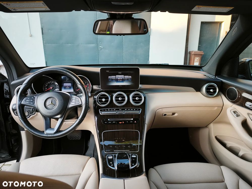 Mercedes-Benz GLC 300 4-Matic - 12