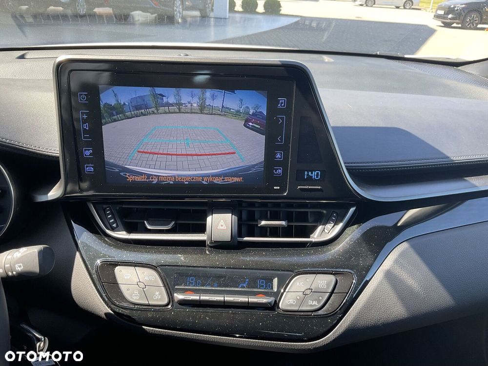 Toyota C-HR - 18