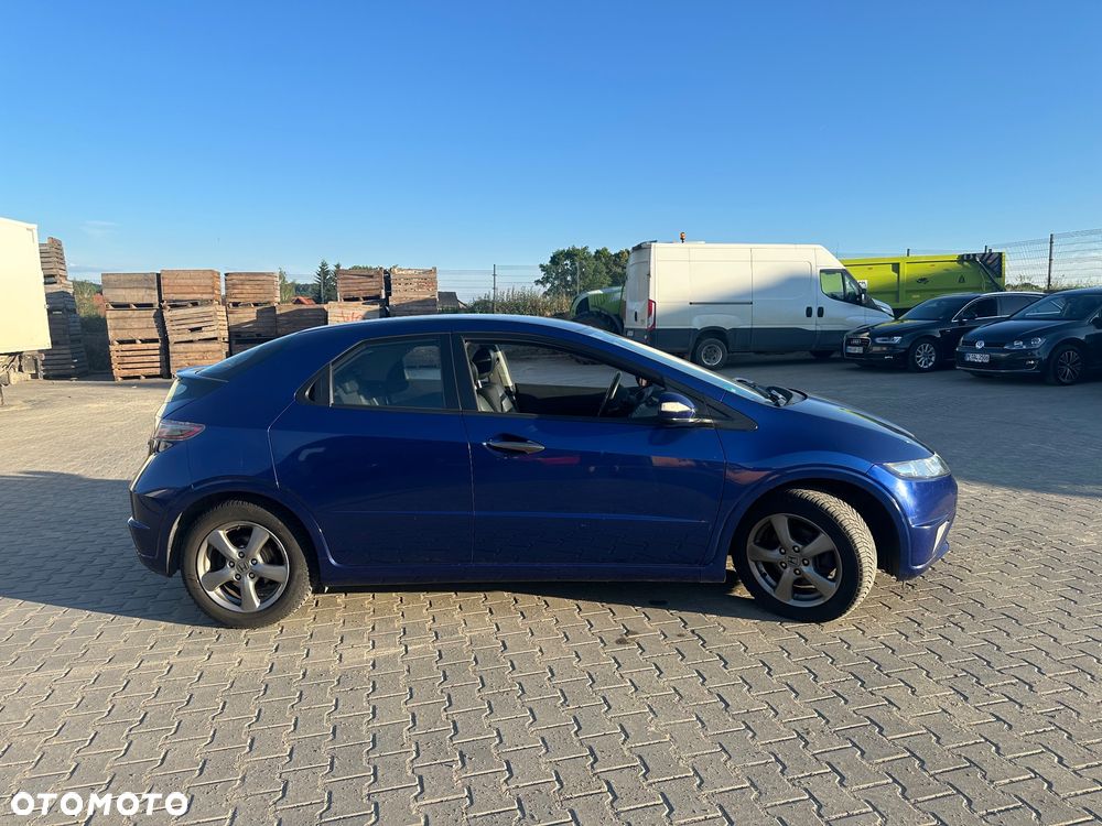 Honda Civic 1.4 i-VTEC - 4