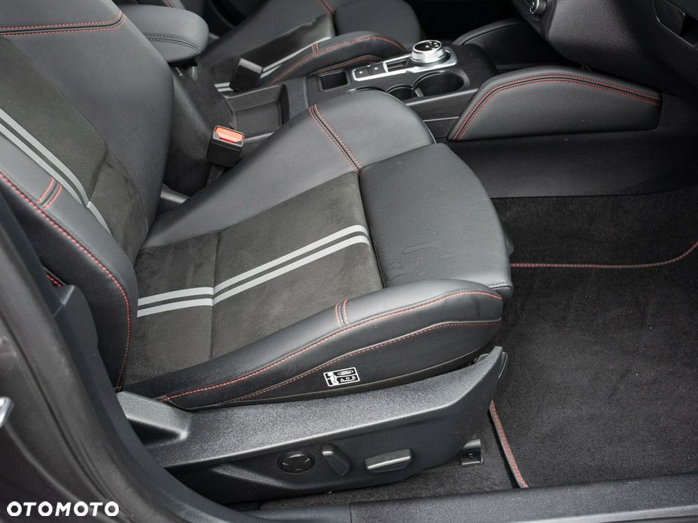 Ford Focus 2.3 EcoBoost S&S ST X - 27
